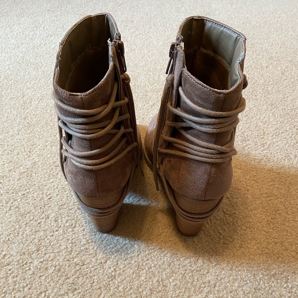Women’s Booties